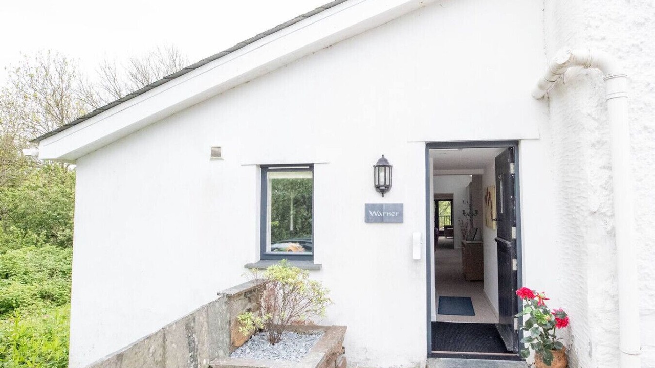 Photo of Outdoor in Wainhouse Corner