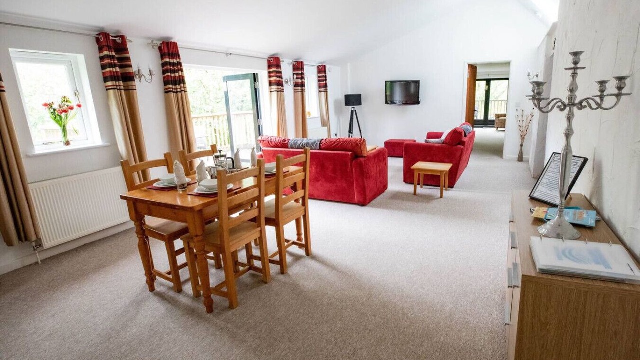 Photo of Livingroom in Wainhouse Corner