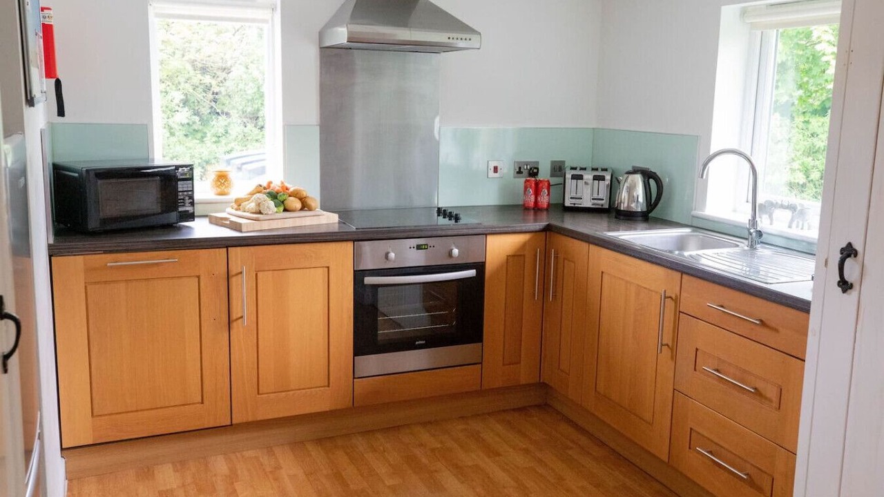 Photo of Kitchen in Wainhouse Corner