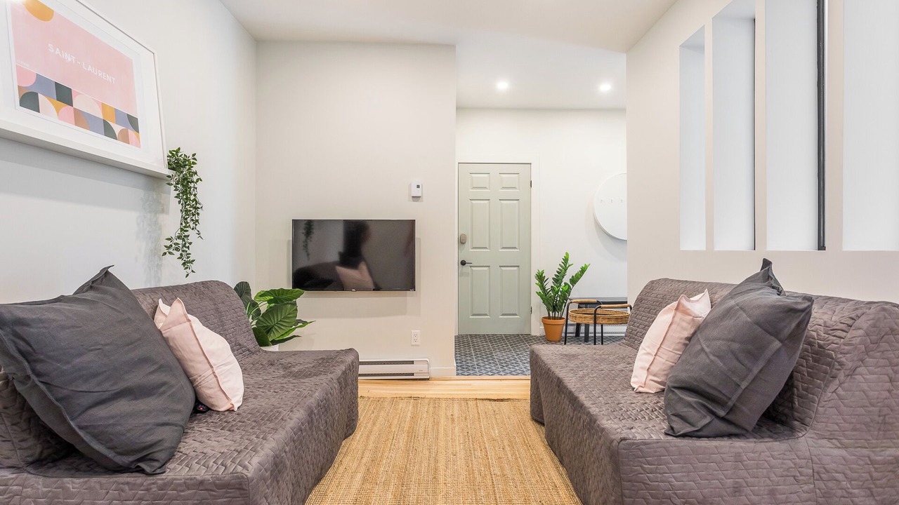 Photo of Livingroom in Hochelaga-Maisonneuve
