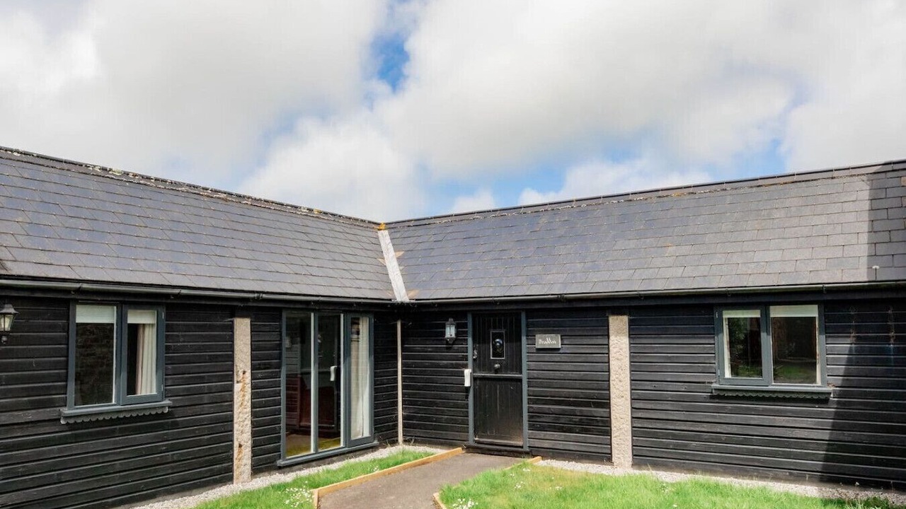 Photo of Outdoor in Wainhouse Corner