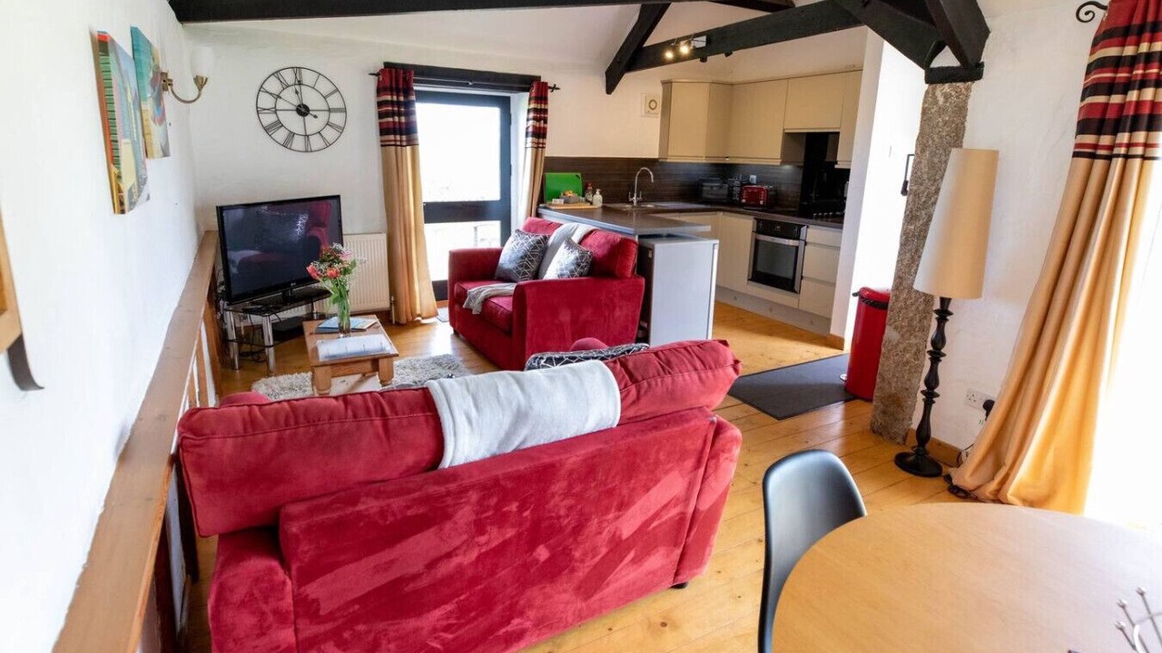 Photo of Livingroom in Wainhouse Corner