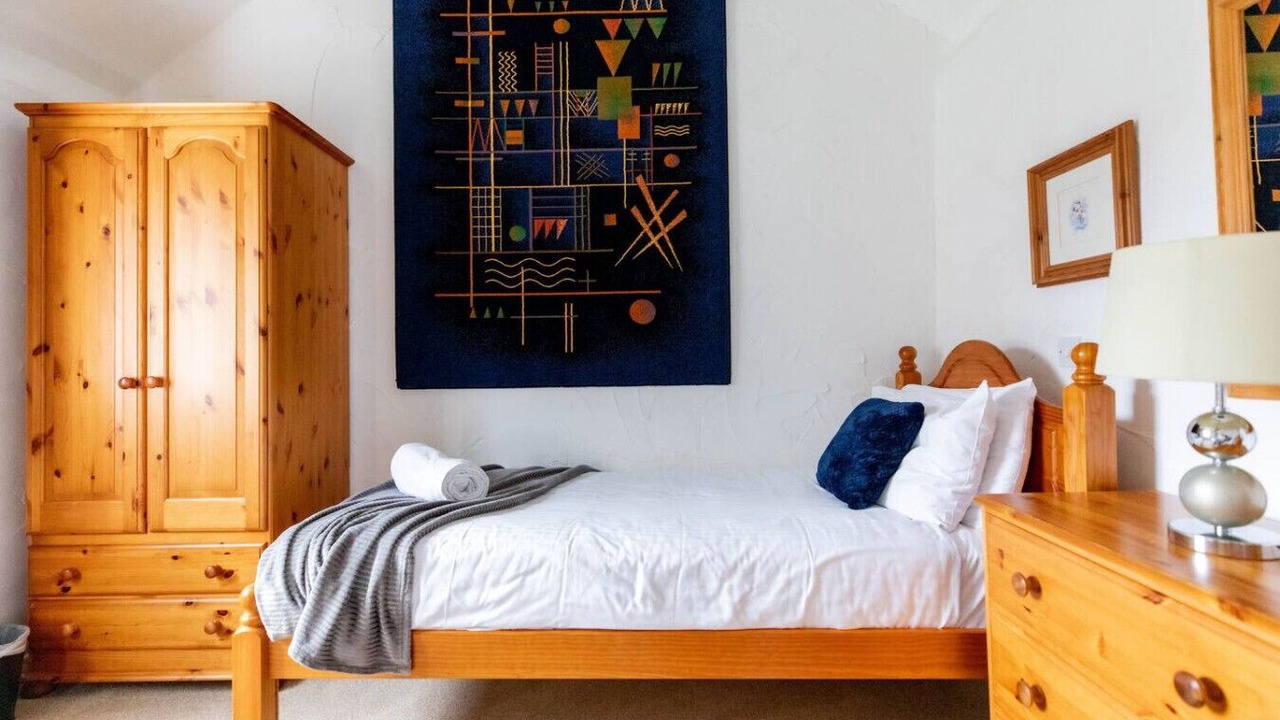 Photo of Bedroom in Wainhouse Corner