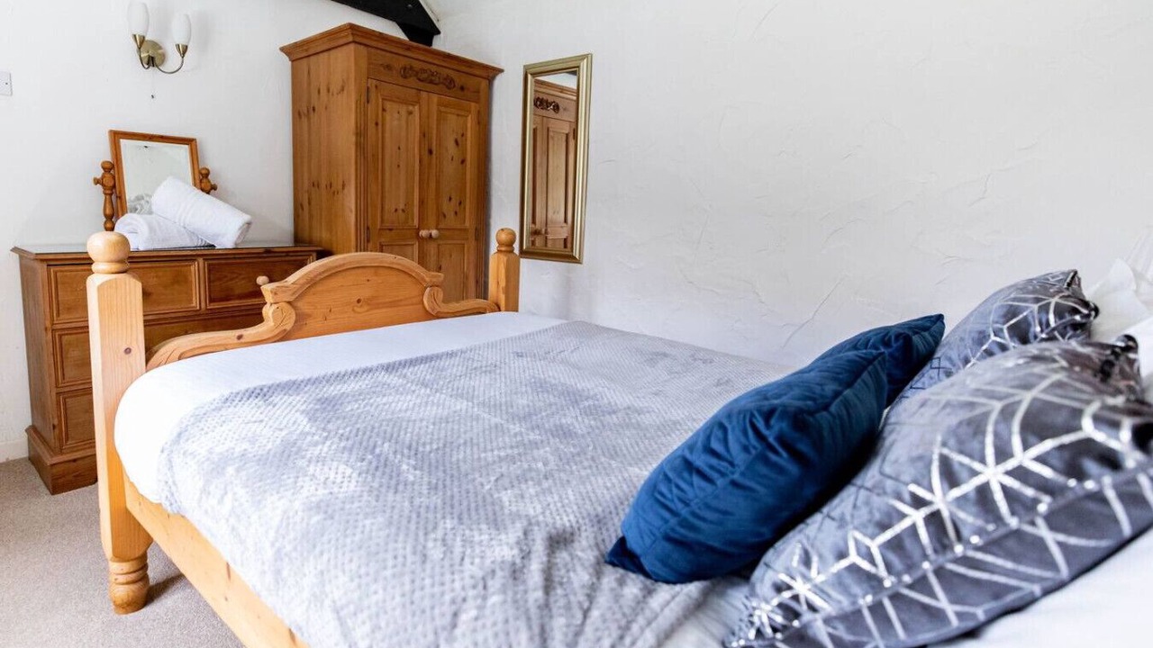 Photo of Bedroom in Wainhouse Corner