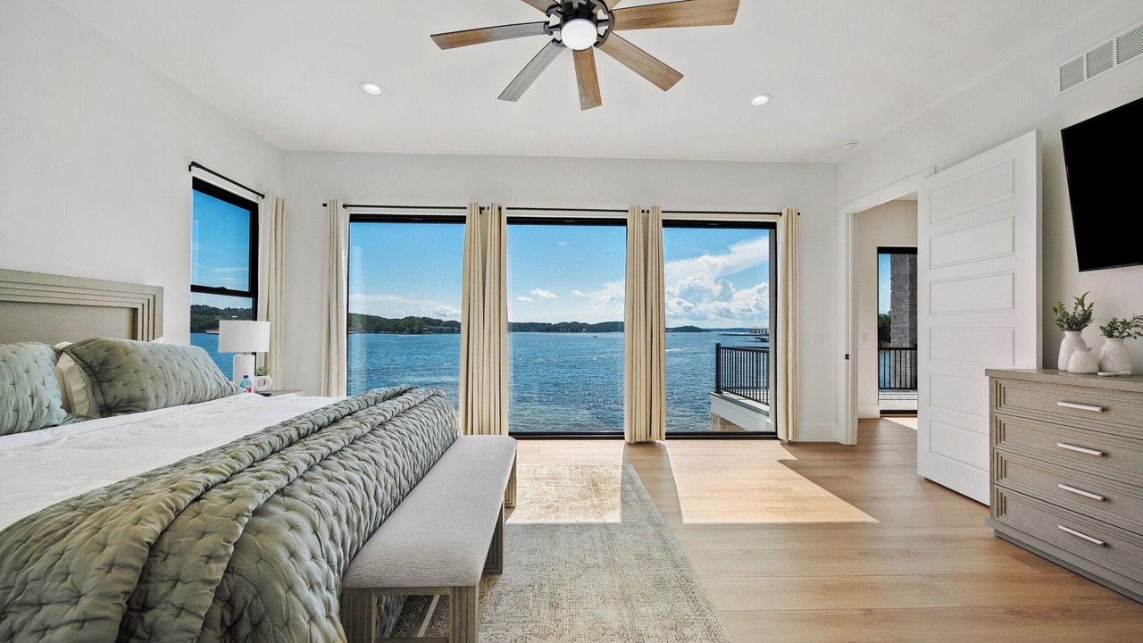 Photo of Bedroom in Lake Ozark