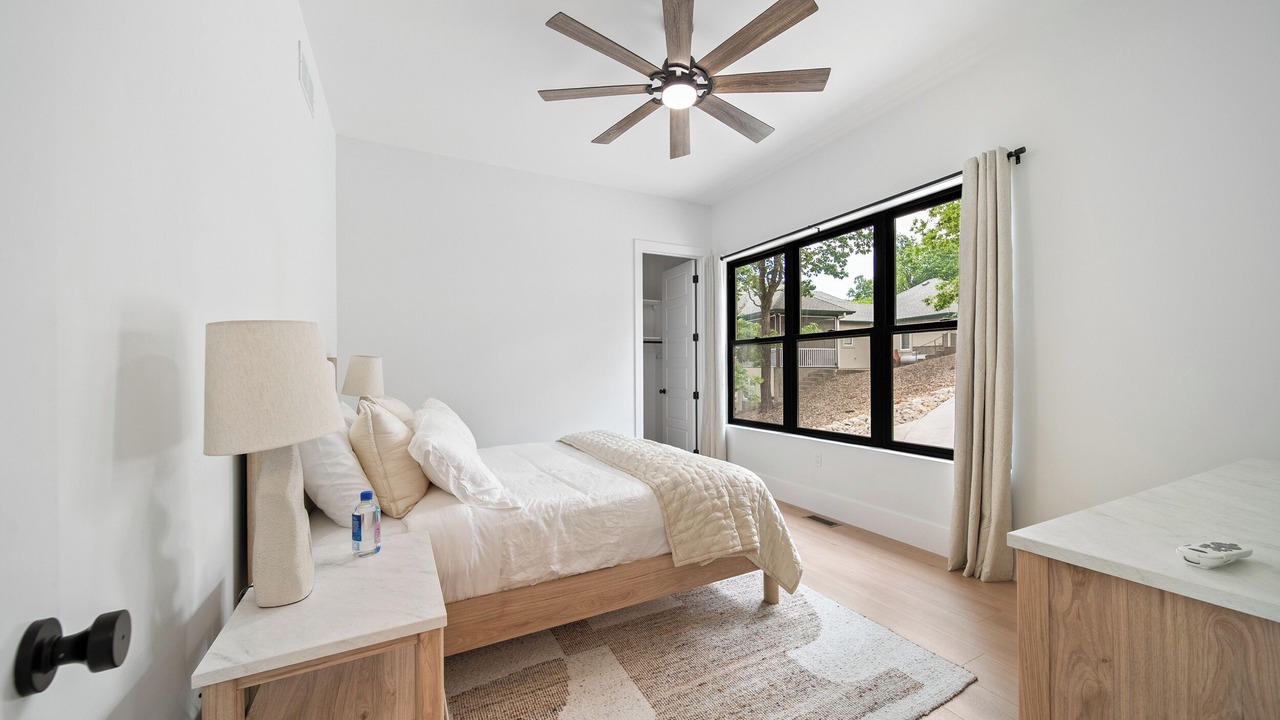 Photo of Bedroom in Lake Ozark