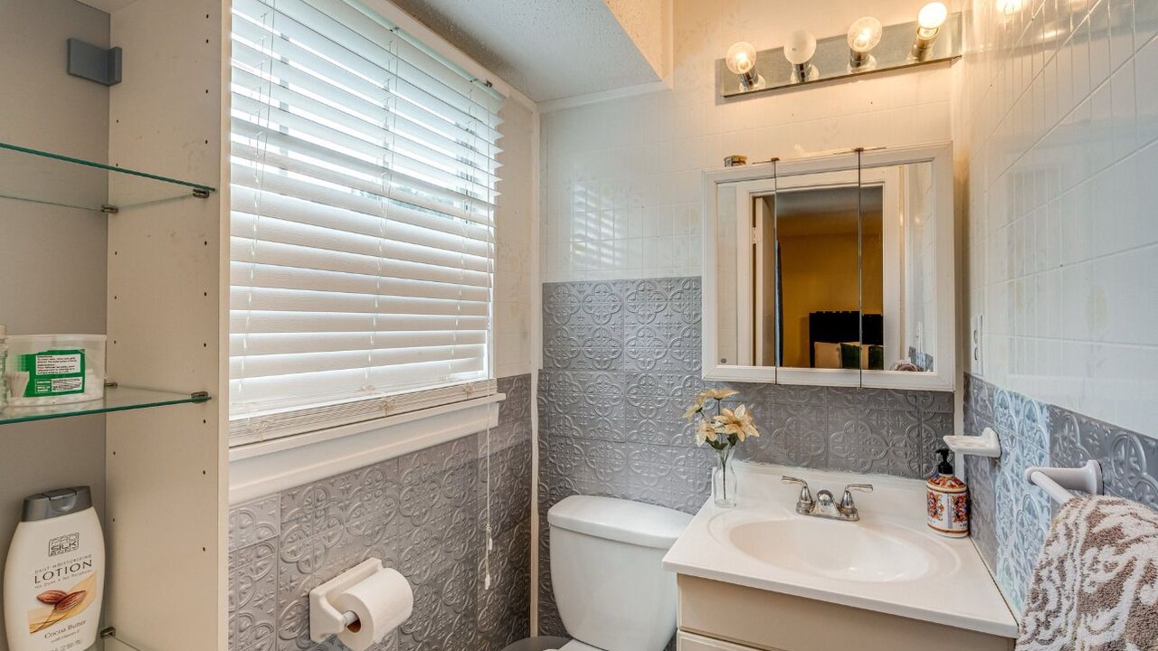 Photo of Bathroom in Oxon Hill-Glassmanor