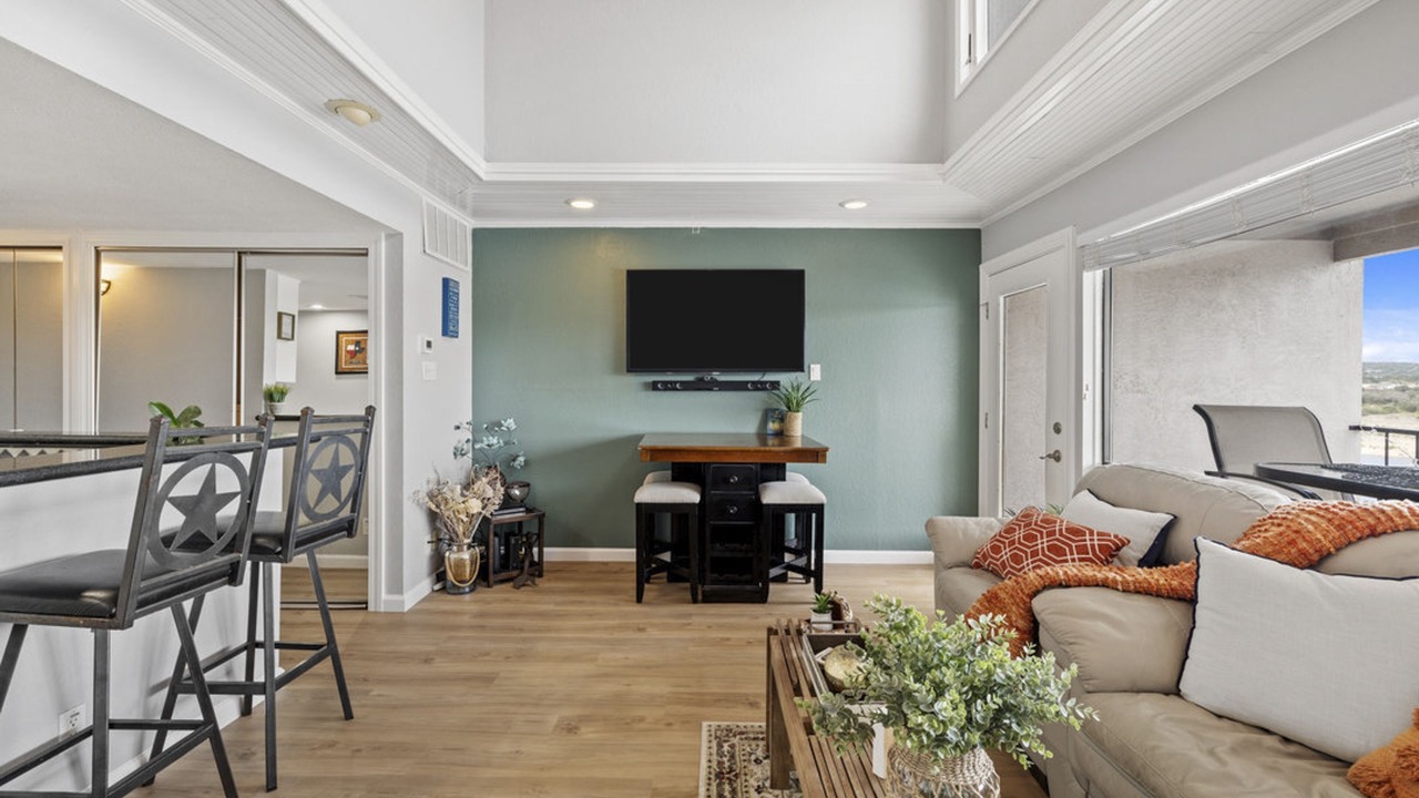 Photo of Livingroom in Briarcliff