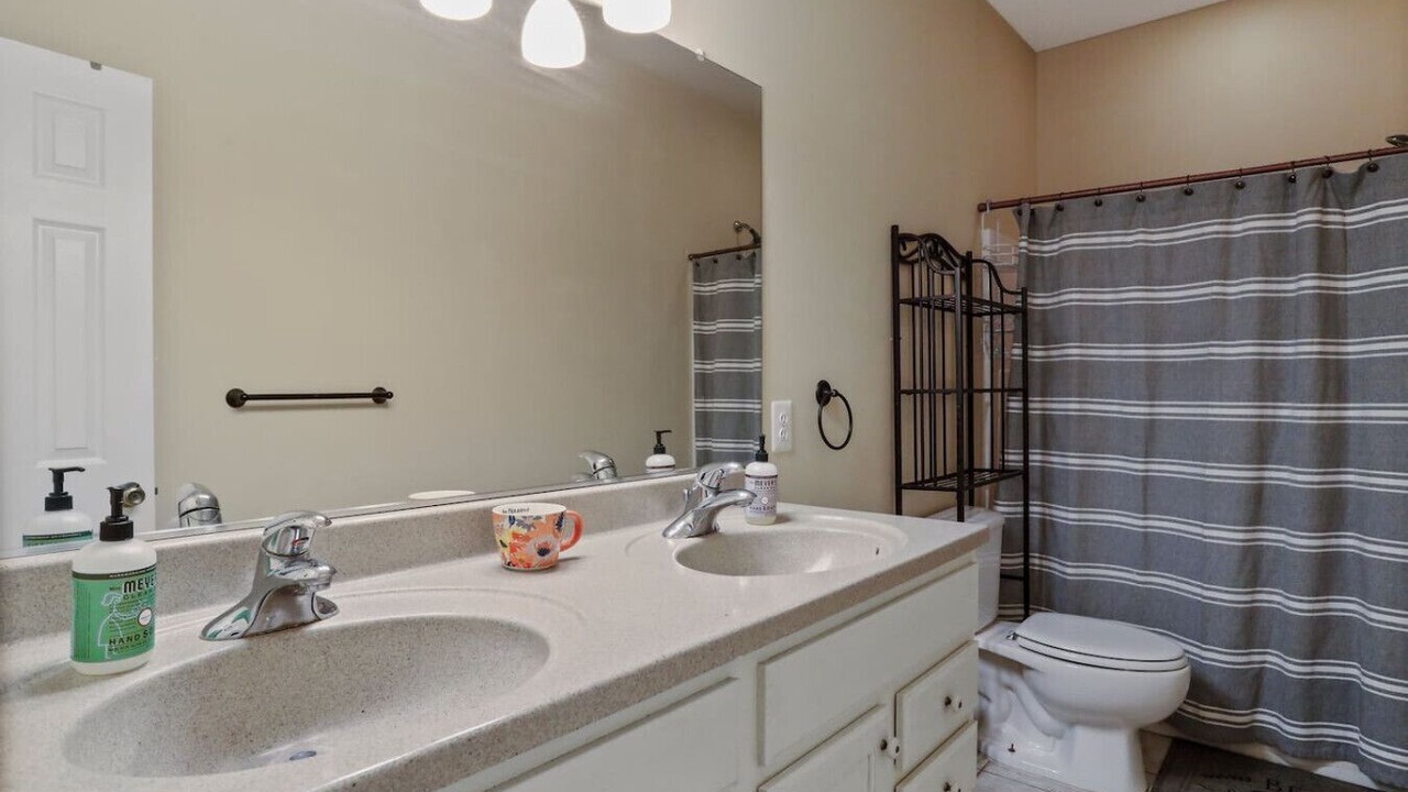 Photo of Bathroom in Front Royal