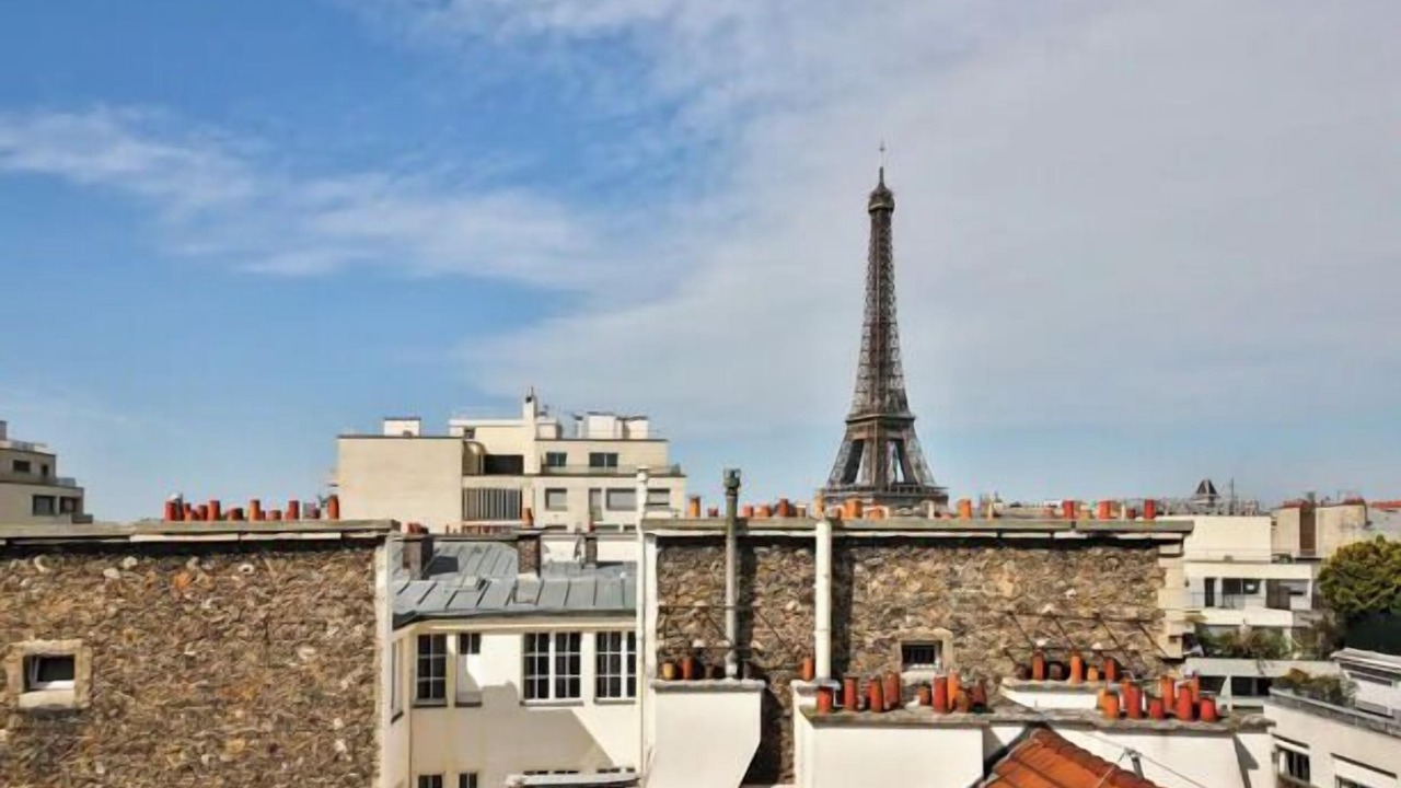 Photo of Others in Quartier du Gros-Caillou