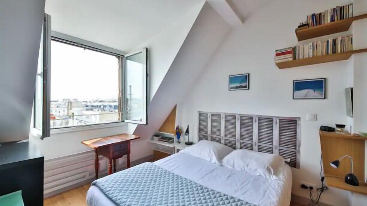 Photo of Bedroom in Quartier du Gros-Caillou