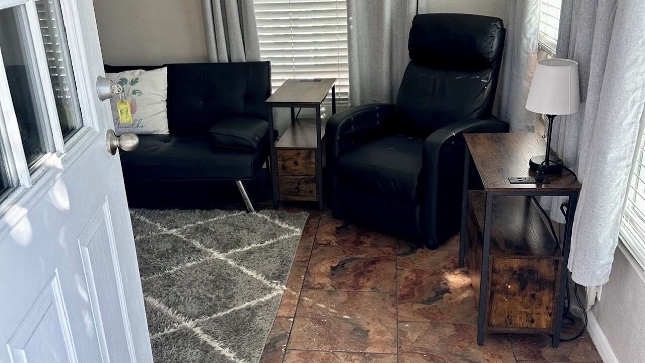 Photo of Livingroom in Isleton