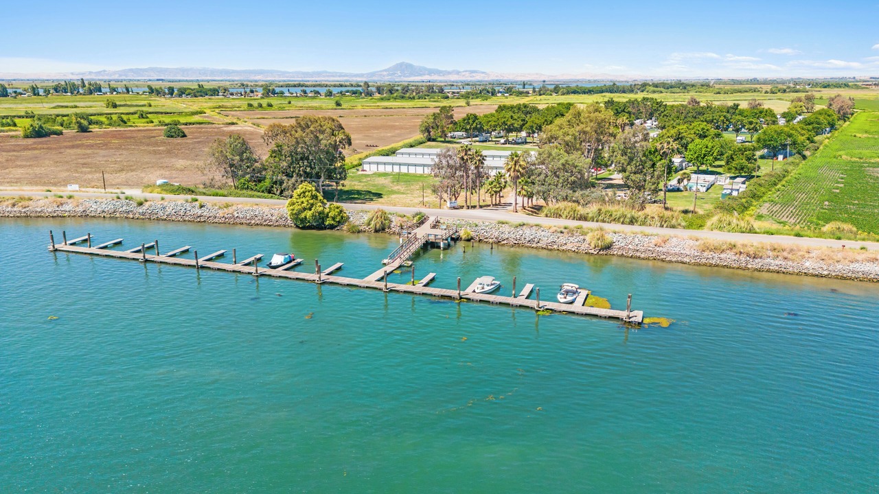 Photo of Others in Isleton