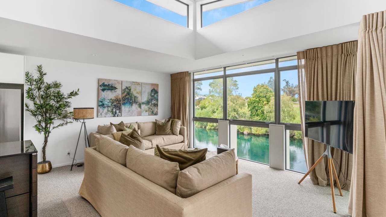 Photo of Others in Nukuhau