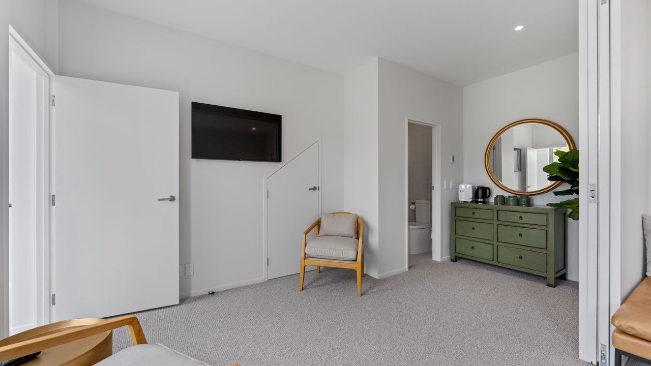 Photo of Others in Nukuhau