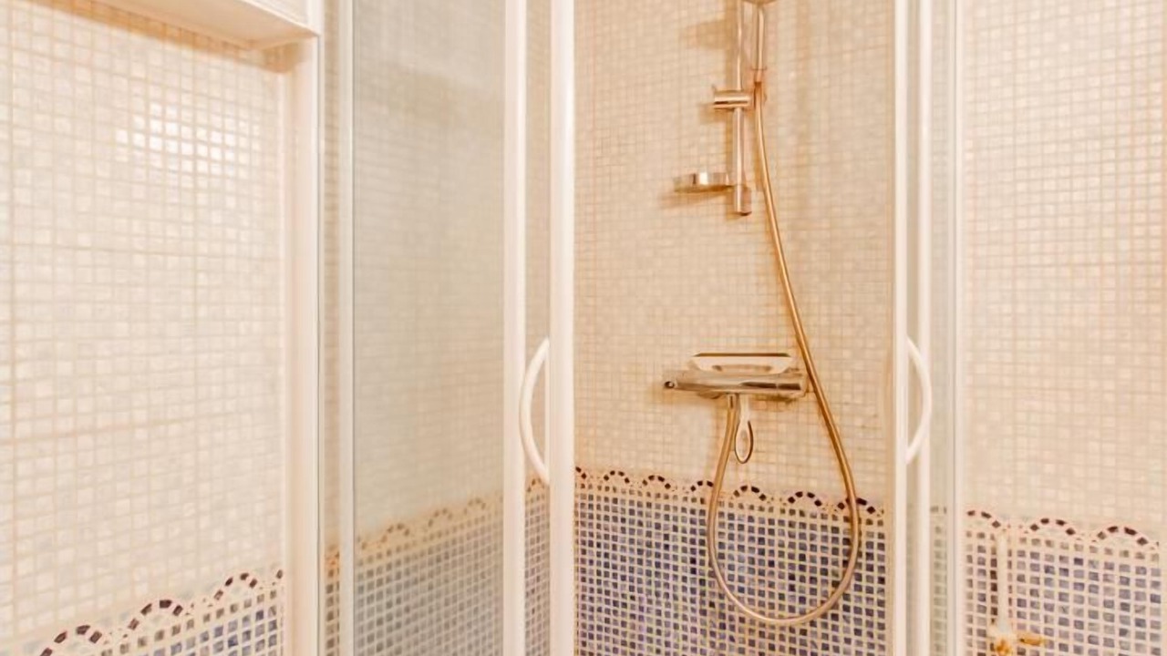 Photo of Bathroom in Saint-Prix