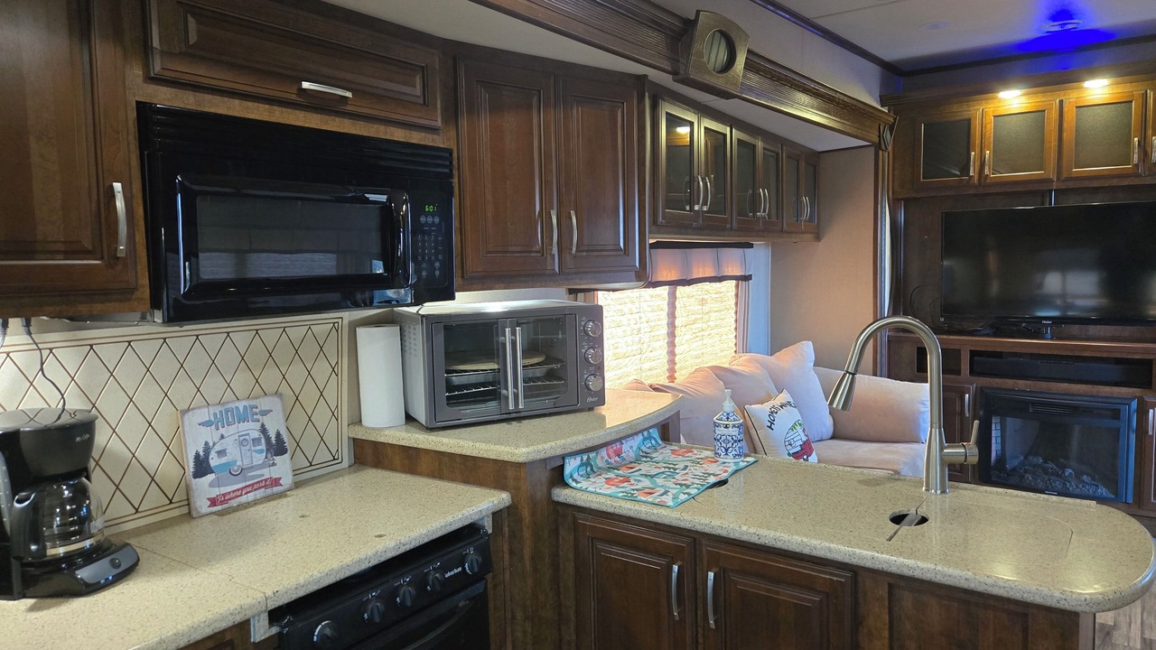 Photo of Kitchen in Concan