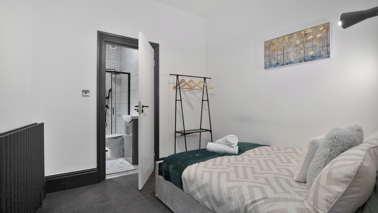 Photo of Bedroom in Moseley