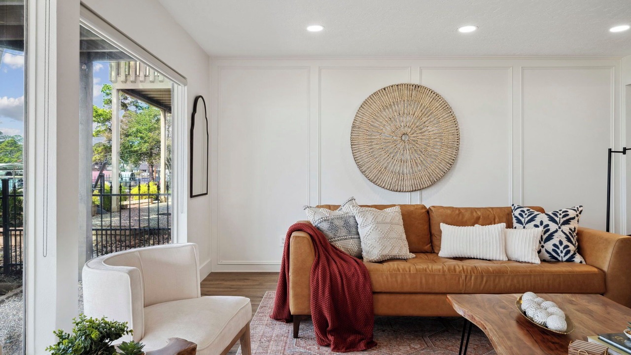 Photo of Livingroom in Walden on Lake Conroe