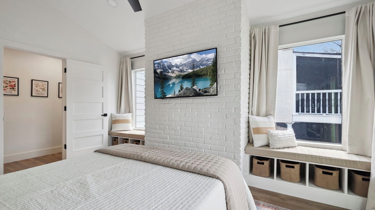 Photo of Bedroom in Walden on Lake Conroe