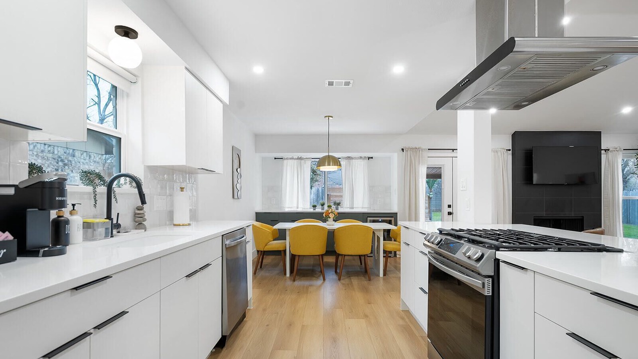 Photo of Kitchen in North Austin Civic Association