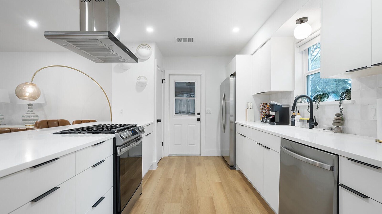 Photo of Kitchen in North Austin Civic Association