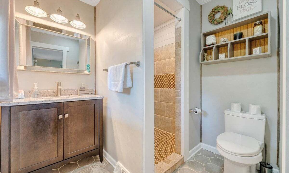 Photo of Bathroom in Penhook