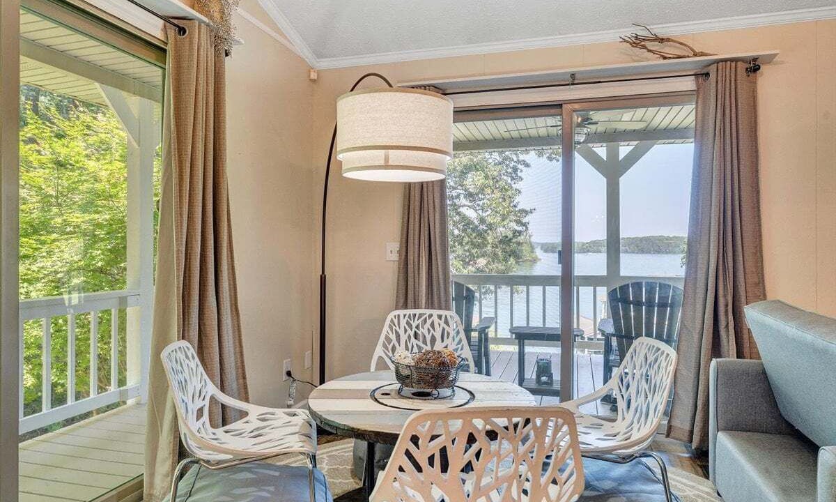 Photo of Livingroom in Penhook