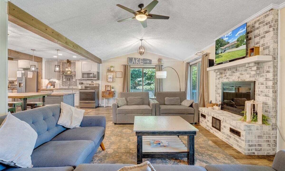 Photo of Livingroom in Penhook