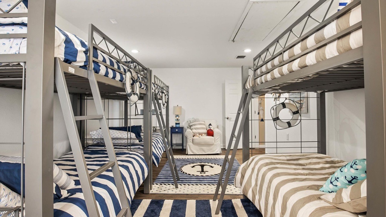 Photo of Bedroom in Carolyn Estates