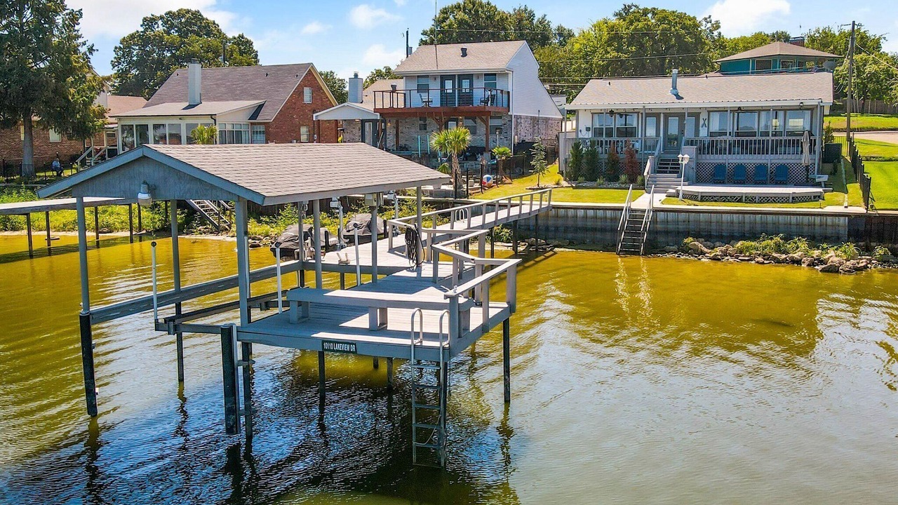 Photo of Outdoor in Carolyn Estates