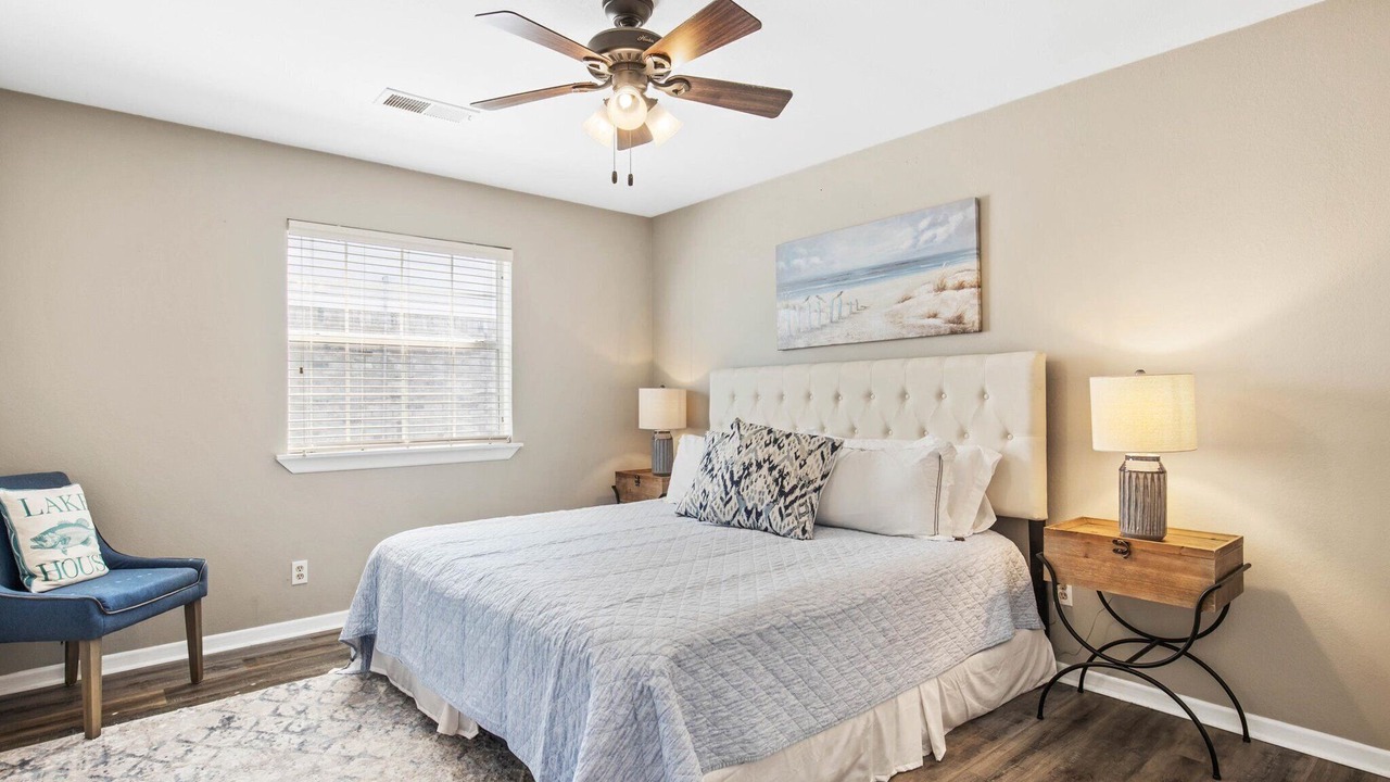 Photo of Bedroom in Carolyn Estates