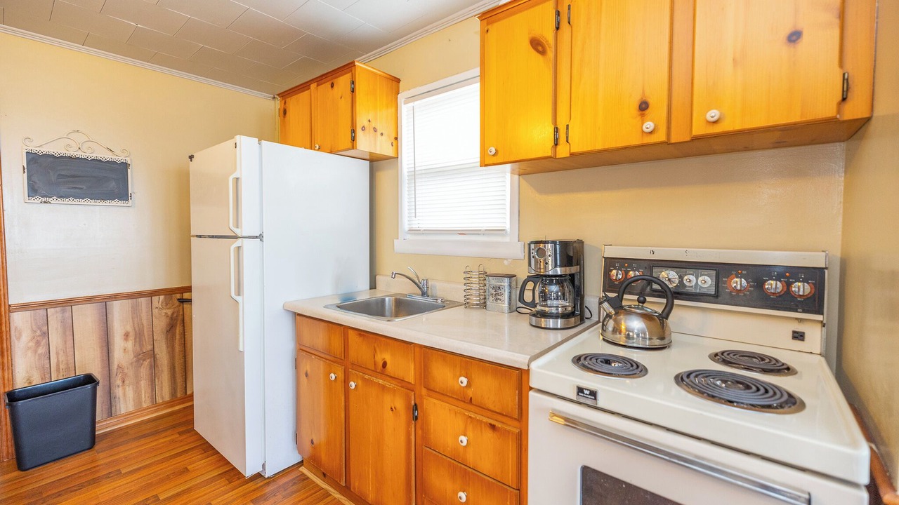 Photo of Kitchen in Kettle Point 44