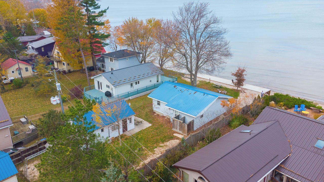 Photo of Outdoor in Kettle Point 44