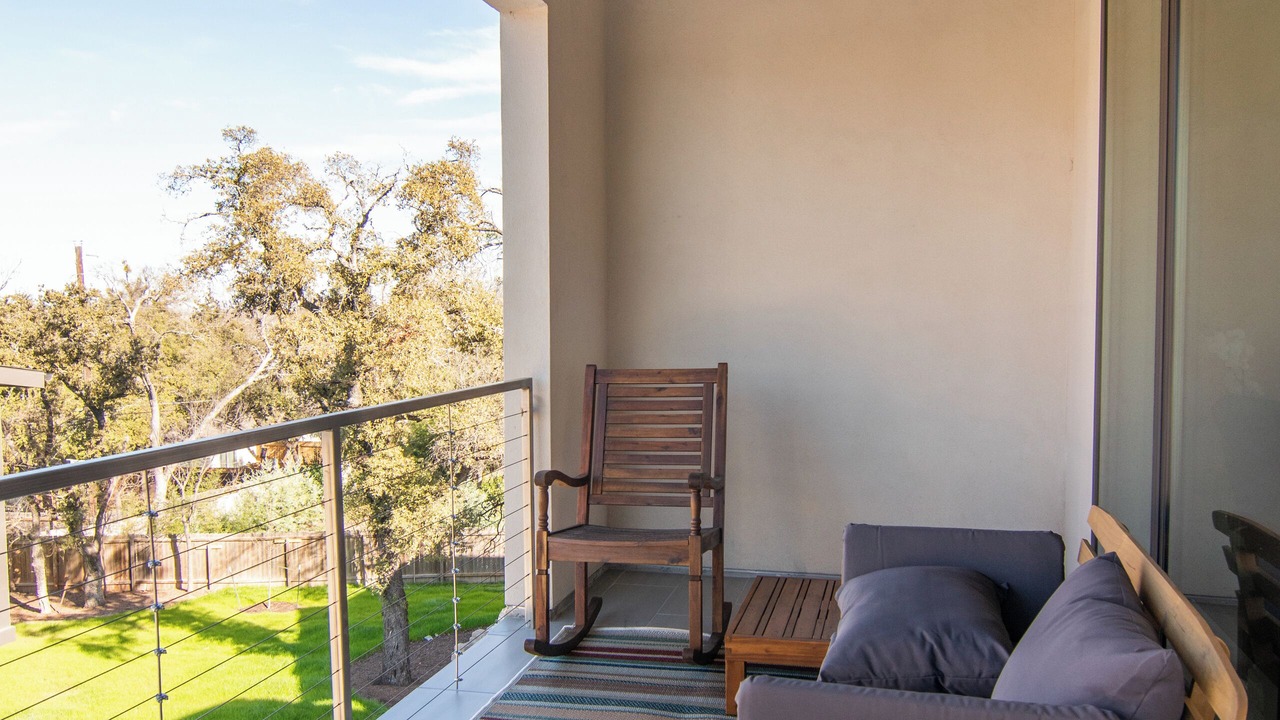 Photo of Patio Balcony in McNeil