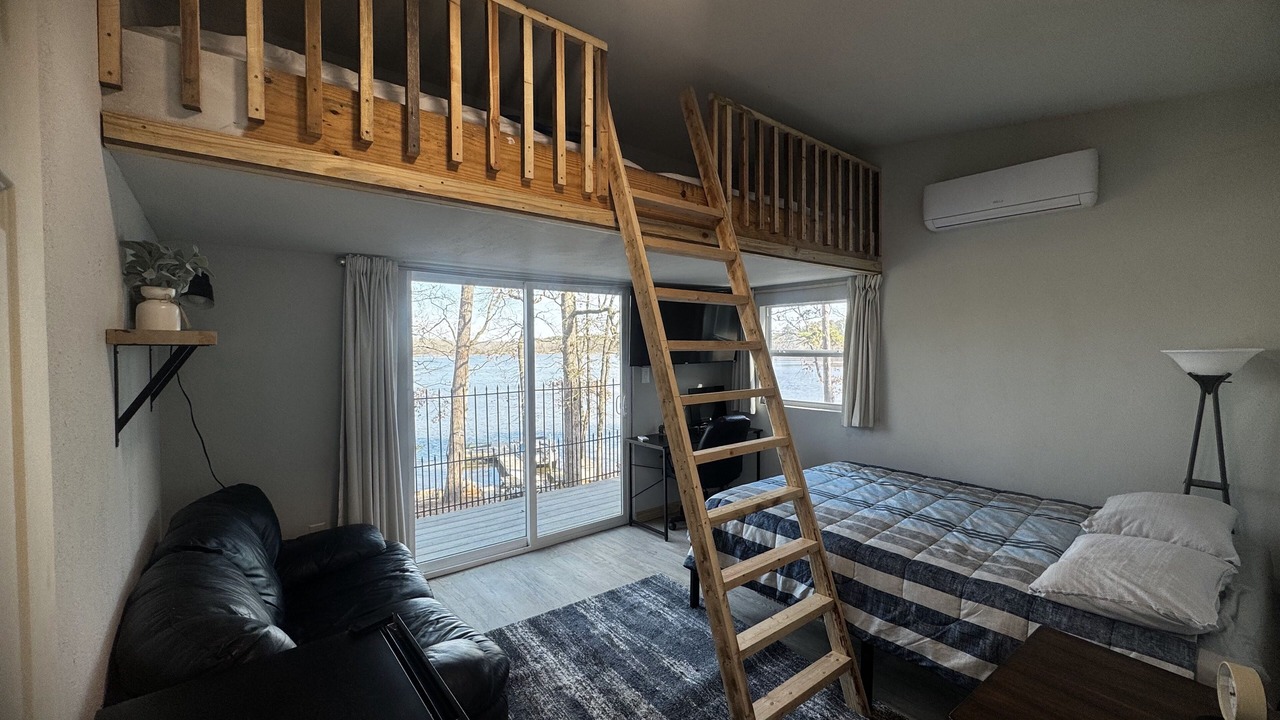 Photo of Bedroom in Grapeland