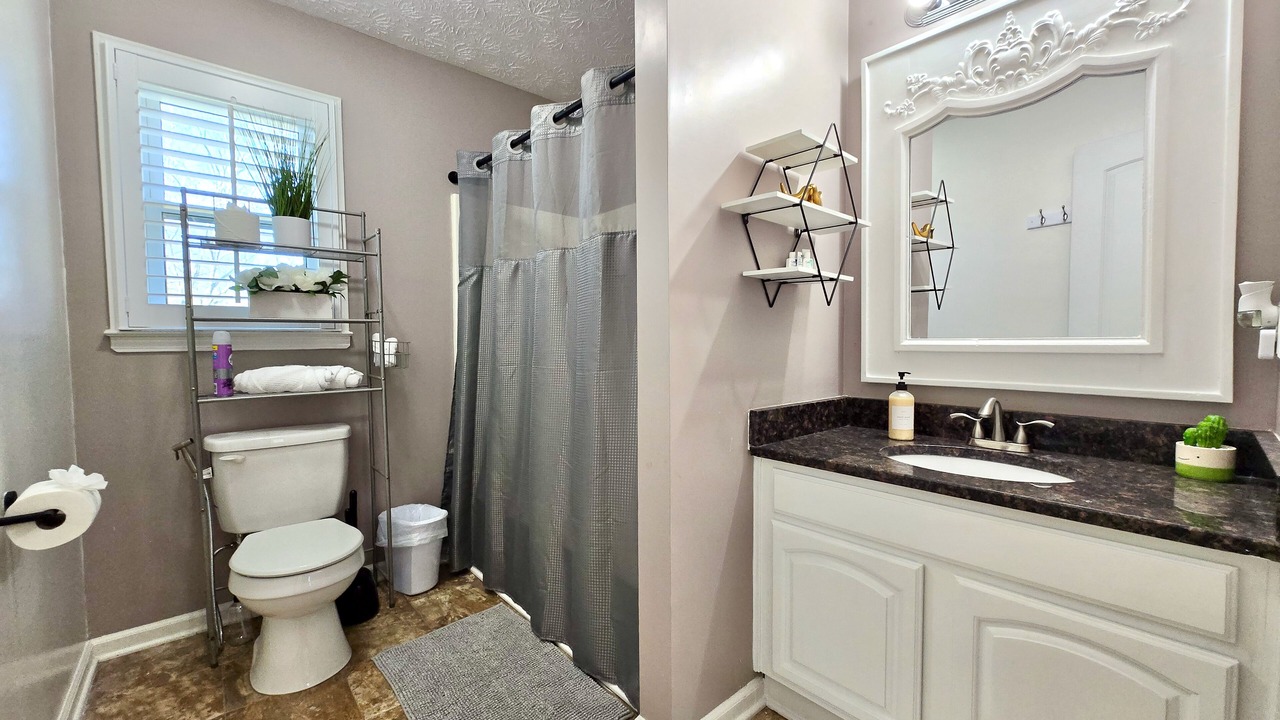 Photo of Bathroom in Lawrenceville