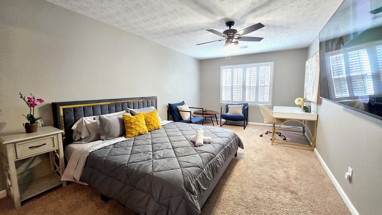 Photo of Bedroom in Lawrenceville