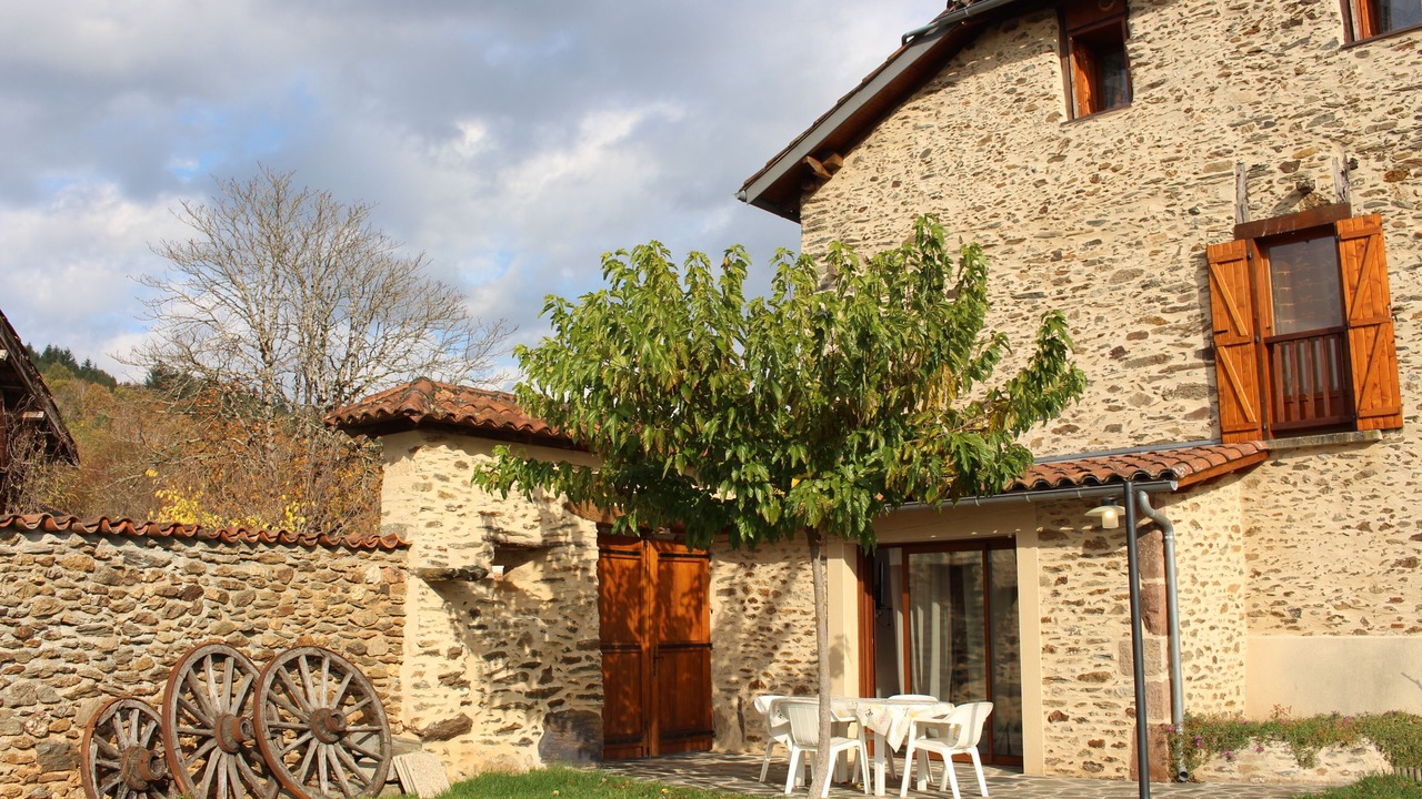 Photo of Outdoor in Saint-Parthem