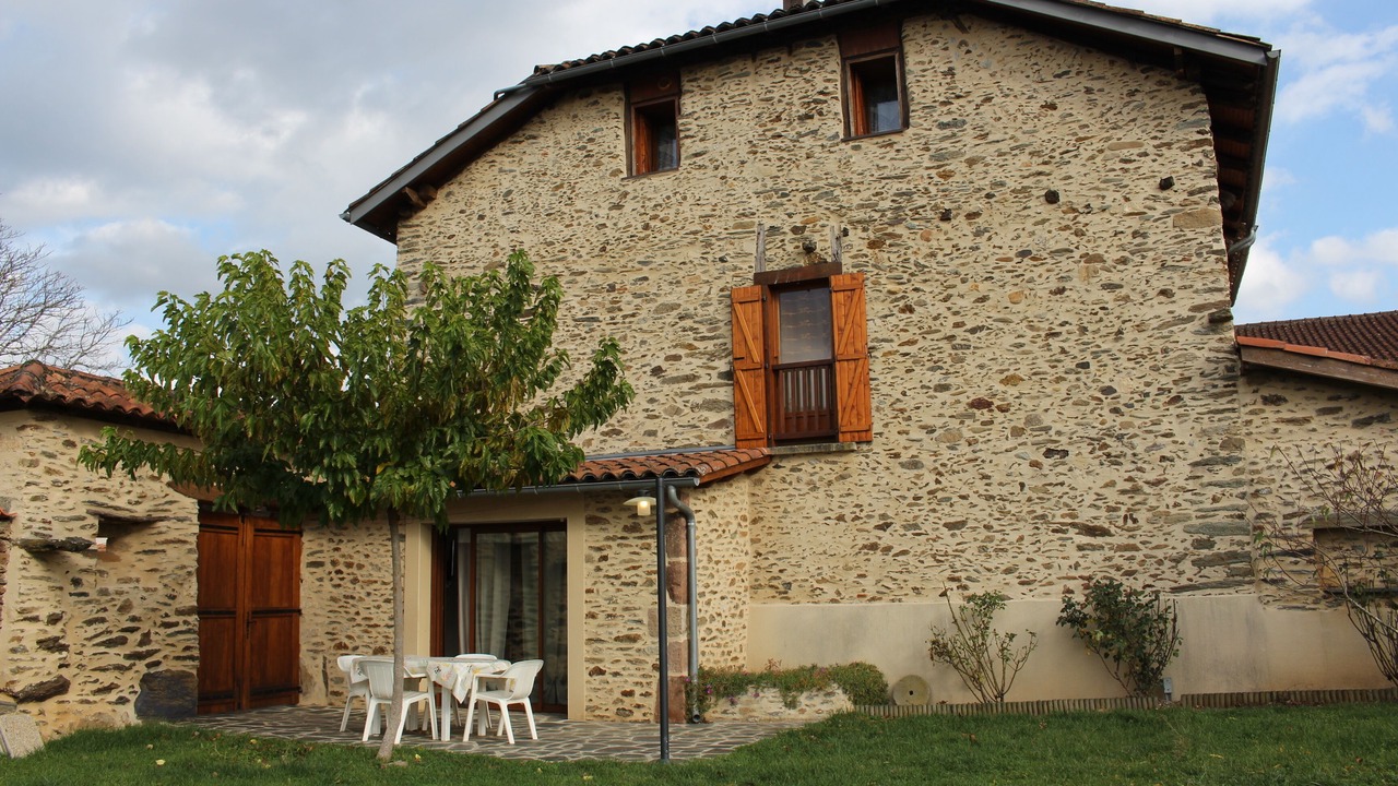 Photo of Outdoor in Saint-Parthem