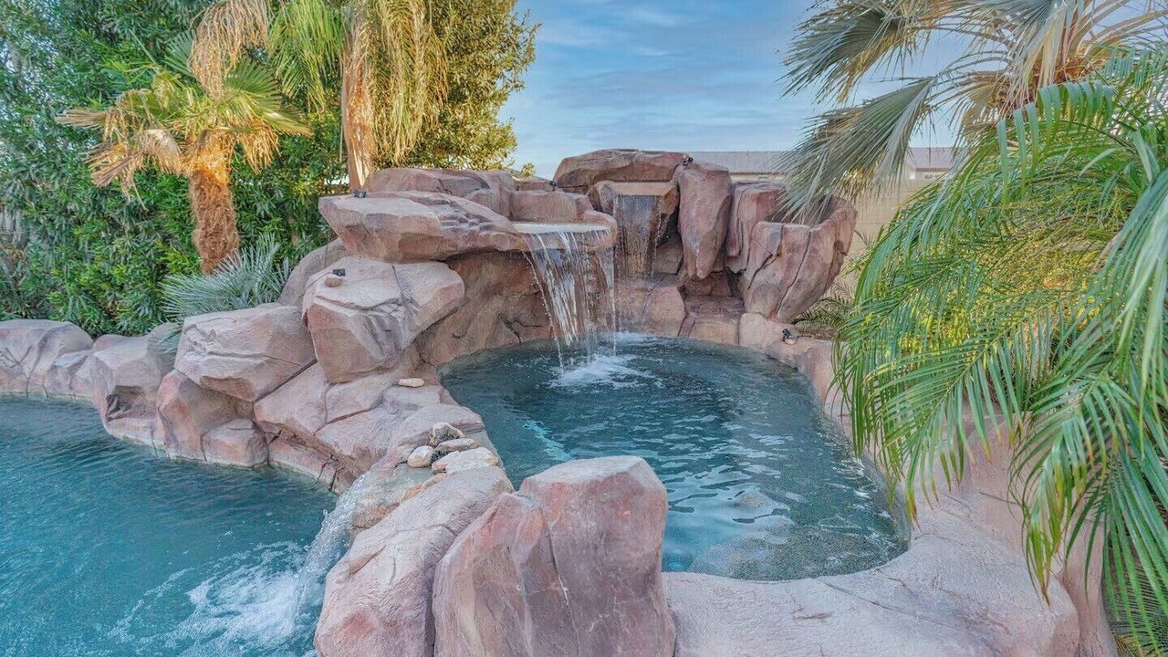 Photo of Outdoor in Spring Valley