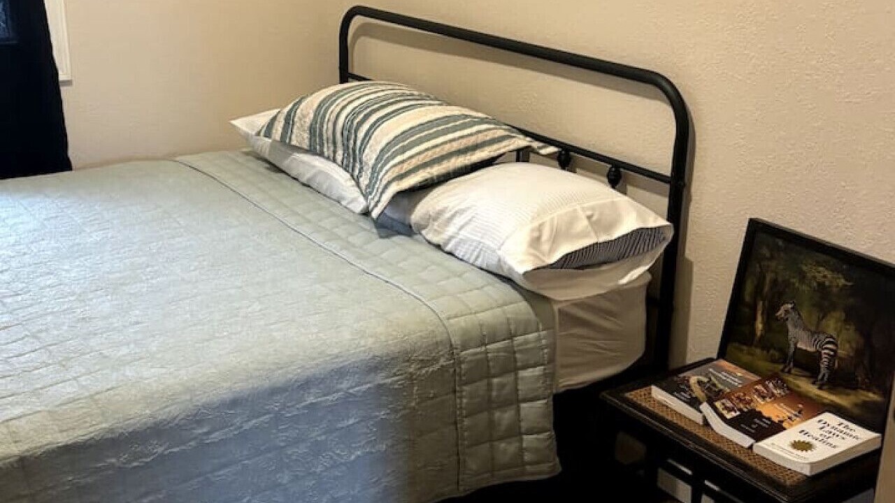 Photo of Bedroom in Arjay