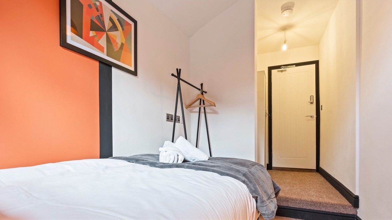 Photo of Bedroom in Newcastle-Under-Lyme