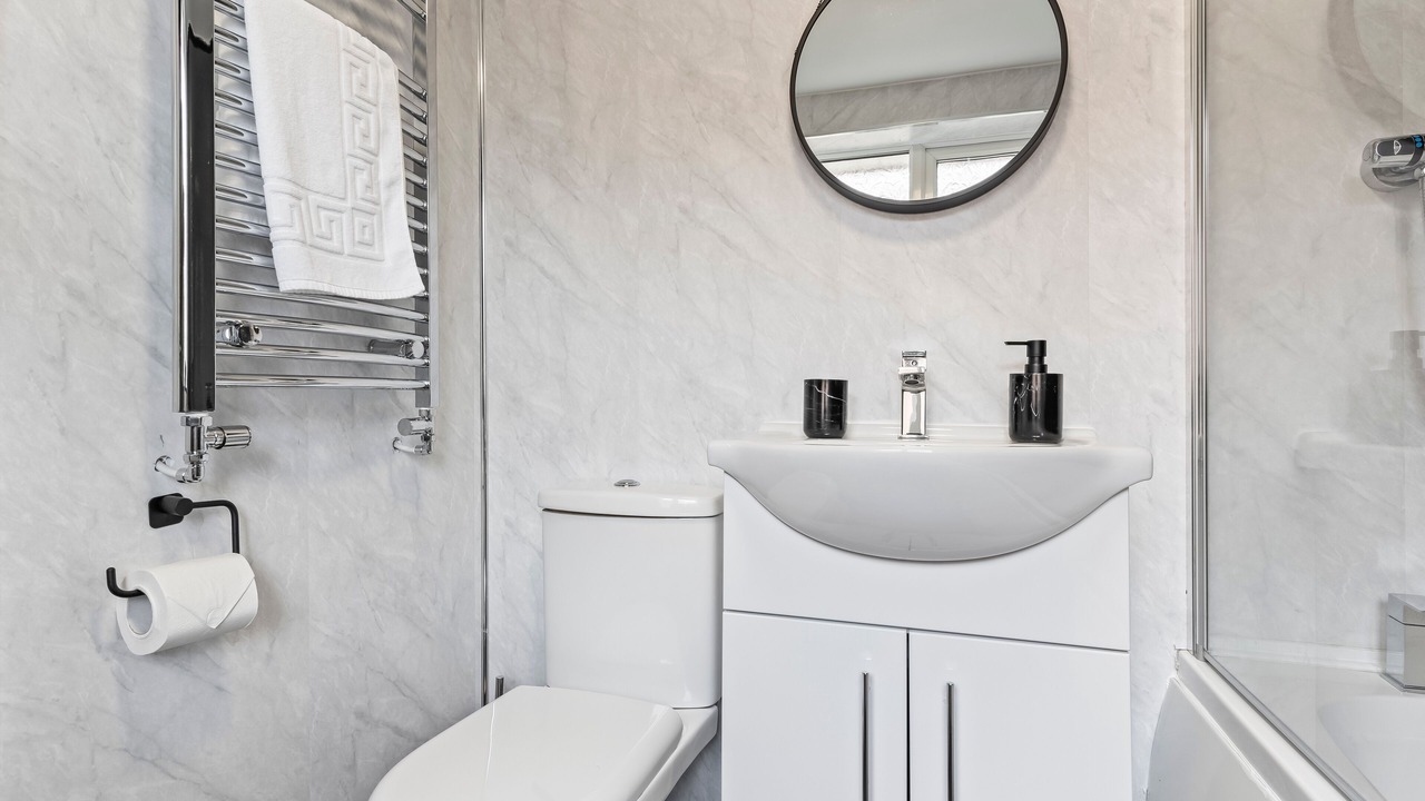 Photo of Bathroom in Newcastle-Under-Lyme