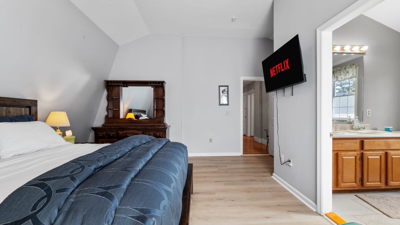 Photo of Bedroom in Forest Grove