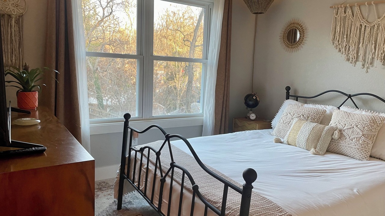 Photo of Bedroom in Asheville