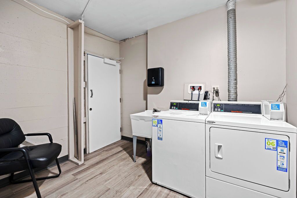 Photo of Others in Cliff - Cannon