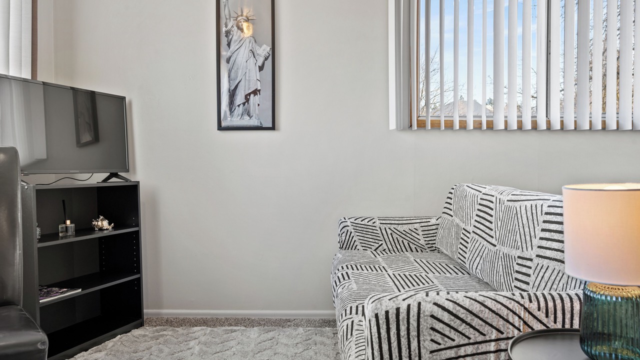 Photo of Livingroom in Cliff - Cannon