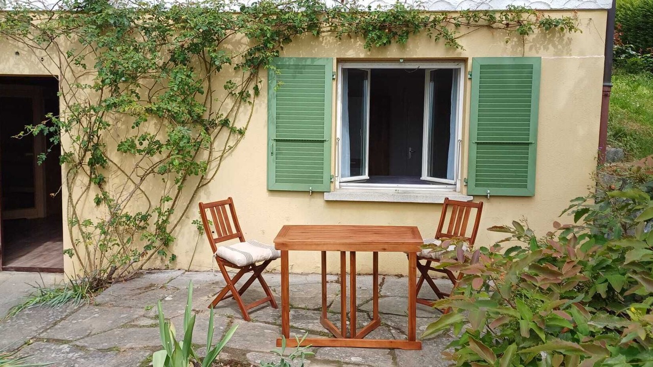 Photo of Outdoor in Vernier