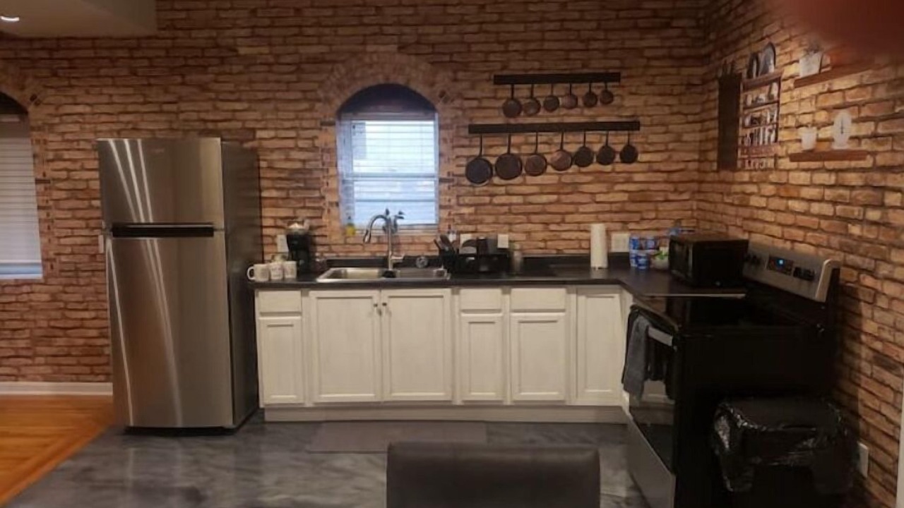 Photo of Kitchen in Whiting